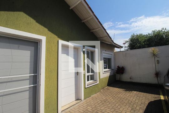 Fachada da Casa de casa de condomínio à venda com 2 quartos, 60m² em Niterói, Canoas