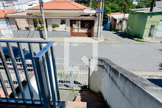 Entrada Social de casa à venda com 2 quartos, 130m² em Cidade Maia, Guarulhos