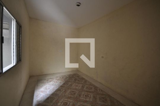 Quarto 2 de casa para alugar com 2 quartos, 120m² em Jaçanã, São Paulo