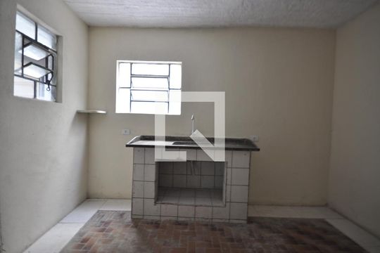 Cozinha de casa para alugar com 2 quartos, 120m² em Jaçanã, São Paulo