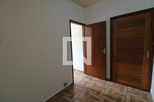 Sala de casa para alugar com 1 quarto, 32m² em Jardim Satélite, São Paulo