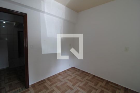 Quarto de casa para alugar com 1 quarto, 32m² em Jardim Satélite, São Paulo