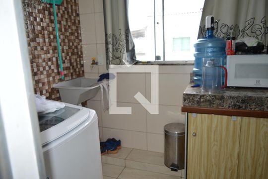 Detalhe da área de serviço de apartamento para alugar com 2 quartos, 65m² em Chácara Contagem, Contagem