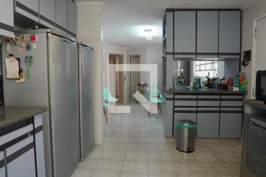 Cozinha de casa à venda com 3 quartos, 278m² em Sumaré, São Paulo