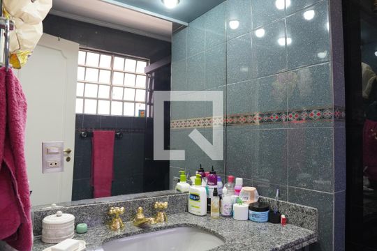 Banheiro Suite 2 de casa à venda com 3 quartos, 278m² em Sumaré, São Paulo