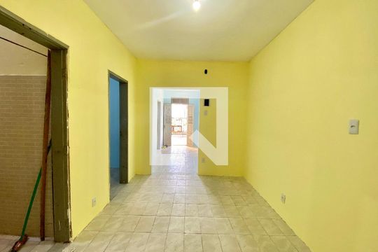 Sala de casa para alugar com 3 quartos, 89m² em Pau Miúdo, Salvador