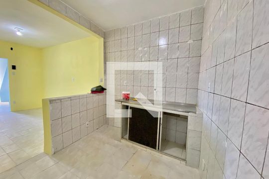 Cozinha de casa para alugar com 3 quartos, 89m² em Pau Miúdo, Salvador