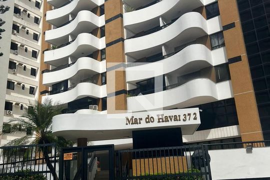 Fachada de kitnet/studio para alugar com 1 quarto, 55m² em Caminho das Árvores, Salvador