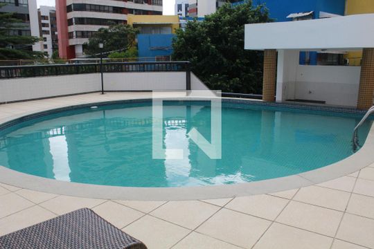 Área comum - Piscina de kitnet/studio para alugar com 1 quarto, 55m² em Caminho das Árvores, Salvador