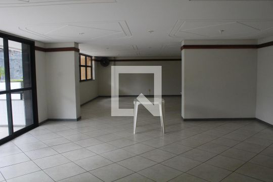 Área comum - Salão de festas de kitnet/studio para alugar com 1 quarto, 55m² em Caminho das Árvores, Salvador