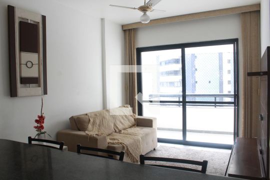 Sala de kitnet/studio para alugar com 1 quarto, 55m² em Caminho das Árvores, Salvador
