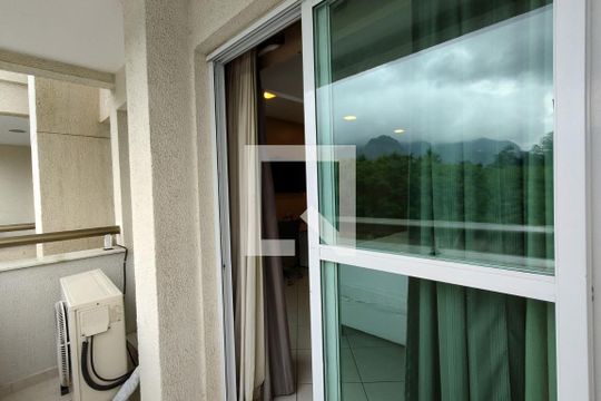 Varanda de kitnet/studio à venda com 1 quarto, 37m² em Recreio dos Bandeirantes, Rio de Janeiro