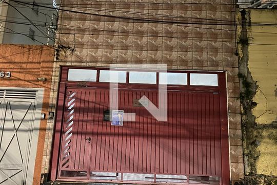 Fachada de casa para alugar com 5 quartos, 240m² em Mooca, São Paulo