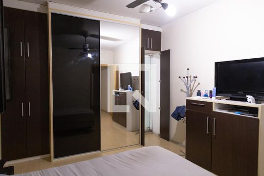 Suíte 2 de casa para alugar com 5 quartos, 240m² em Mooca, São Paulo