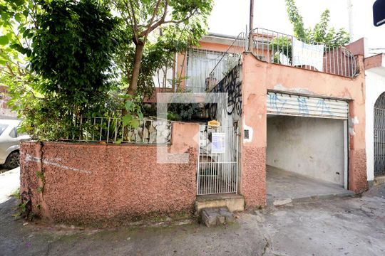 Fachada de casa à venda com 2 quartos, 238m² em Água Fria, São Paulo