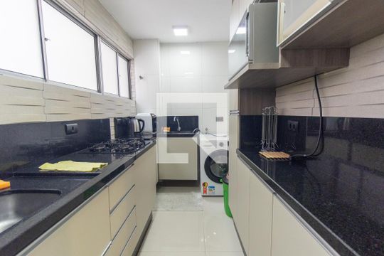 Cozinha e Área de Serviço de apartamento para alugar com 3 quartos, 70m² em Portão, Curitiba