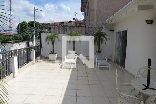 Varanda de casa à venda com 5 quartos, 350m² em Piqueri, São Paulo