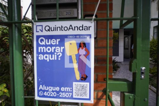 Plaquinha de apartamento à venda com 2 quartos, 51m² em Rubem Berta, Porto Alegre