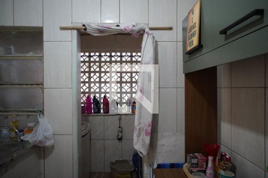 Cozinha de apartamento à venda com 2 quartos, 51m² em Rubem Berta, Porto Alegre