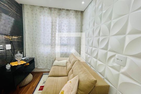Sala de apartamento à venda com 2 quartos, 36m² em Vila das Bandeiras, Guarulhos