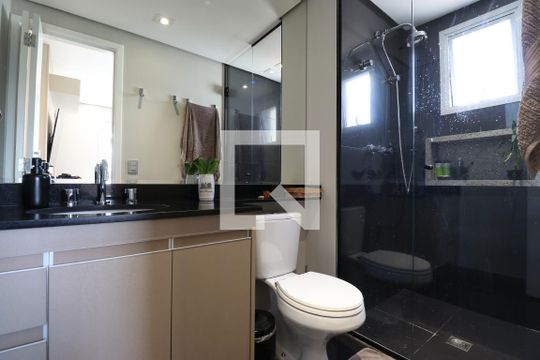 Banheiro da Suíte de apartamento à venda com 2 quartos, 100m² em Barra Funda, São Paulo