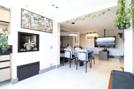 Sala de Jantar de apartamento à venda com 2 quartos, 100m² em Barra Funda, São Paulo