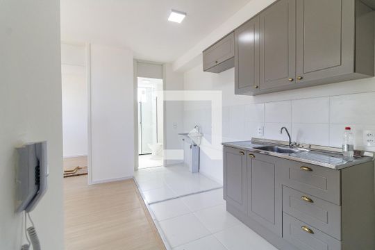 Cozinha de apartamento para alugar com 2 quartos, 35m² em Saúde, São Paulo
