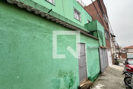 Fachada de casa à venda com 4 quartos, 127m² em Vila do Encontro, São Paulo