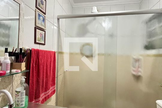 Banheiro 1 de casa à venda com 4 quartos, 127m² em Vila do Encontro, São Paulo