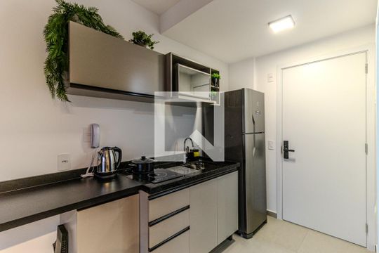 Cozinha de kitnet/studio à venda com 1 quarto, 30m² em Vila Buarque, São Paulo