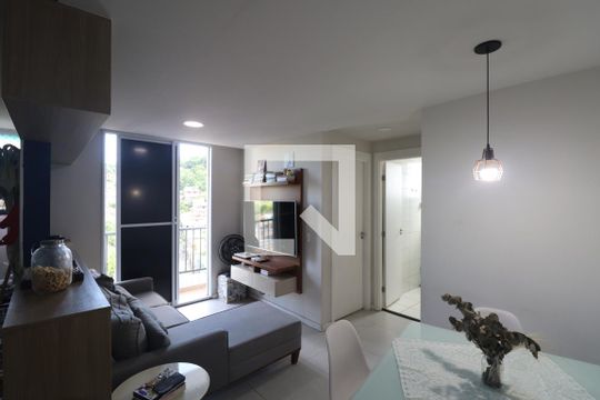 Apartamento para alugar com 2 quartos, 48m² em Covanca, São Gonçalo