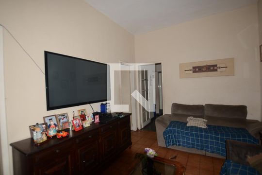 Sala de casa à venda com 3 quartos, 137m² em Cordovil, Rio de Janeiro