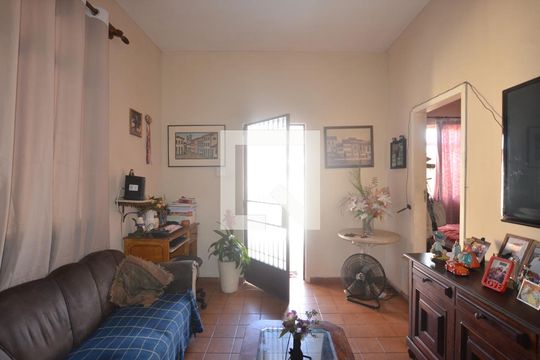 Casa à venda com 3 quartos, 137m² em Cordovil, Rio de Janeiro