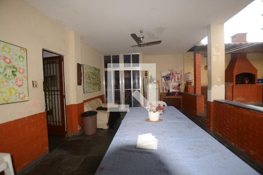 Área comum de casa à venda com 3 quartos, 137m² em Cordovil, Rio de Janeiro