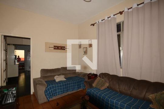 Sala de casa à venda com 3 quartos, 137m² em Cordovil, Rio de Janeiro