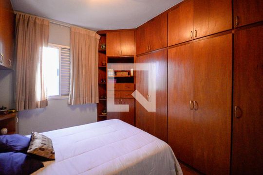 Quarto 1 de apartamento à venda com 2 quartos, 112m² em Vila Gumercindo, São Paulo