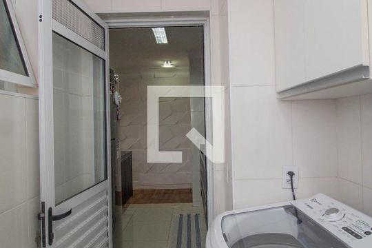 Área de Serviço de apartamento para alugar com 2 quartos, 81m² em Vila Amélia , São Paulo