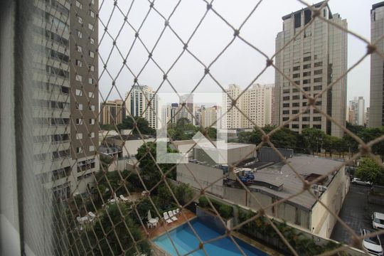 Vista da Sala de apartamento para alugar com 3 quartos, 110m² em Indianópolis, São Paulo