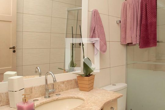 Banheiro 1 de apartamento à venda com 2 quartos, 98m² em São Geraldo, Porto Alegre
