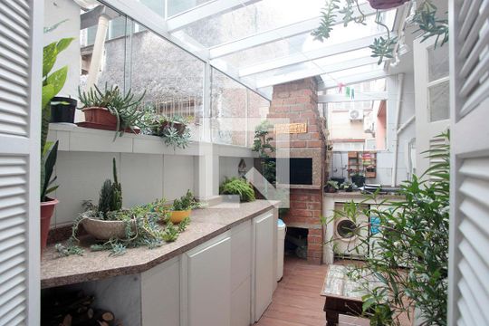 Sala de Estar Vista de apartamento à venda com 2 quartos, 98m² em São Geraldo, Porto Alegre