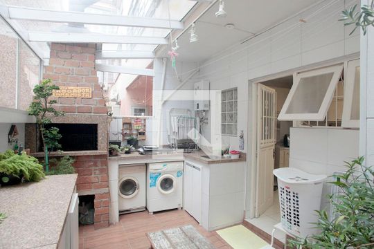 Área de Serviço / Pátio Churrasqueira de apartamento à venda com 2 quartos, 98m² em São Geraldo, Porto Alegre