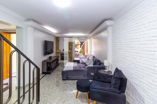 Casa à venda com 3 quartos, 300m² em Vila Lucia, São Paulo