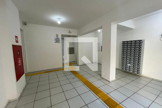 Área comum de apartamento para alugar com 2 quartos, 45m² em Parque São Lourenço, São Paulo