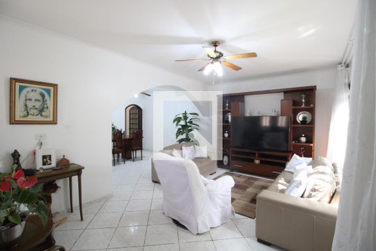 Sala de casa à venda com 4 quartos, 202m² em Vila Marieta, São Paulo
