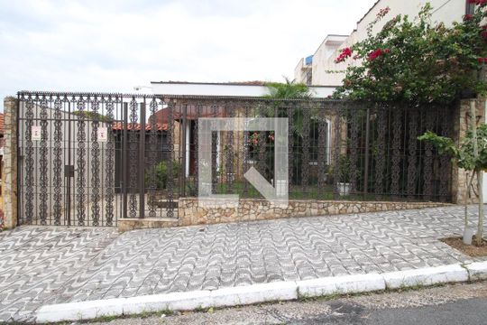 Fachada de casa à venda com 4 quartos, 202m² em Vila Marieta, São Paulo