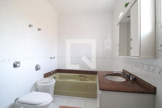 Banheiro da Suíte 1 de casa à venda com 4 quartos, 202m² em Vila Marieta, São Paulo