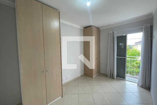Quarto 1 - suíte de casa de condomínio à venda com 3 quartos, 93m² em Jardim Shangai, Jundiaí