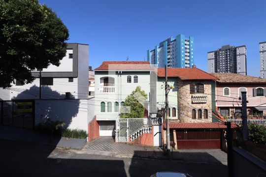 Vista Quarto 2 de casa para alugar com 3 quartos, 128m² em Vila Eldízia, Santo André