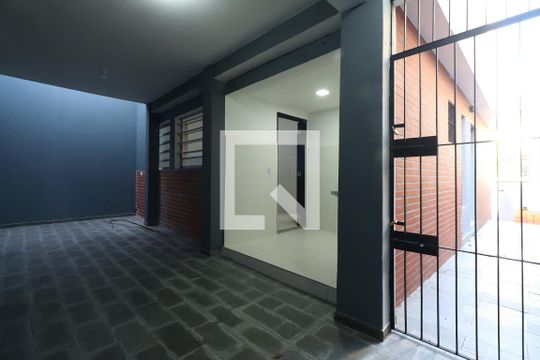 Quintal de casa para alugar com 3 quartos, 128m² em Vila Eldízia, Santo André