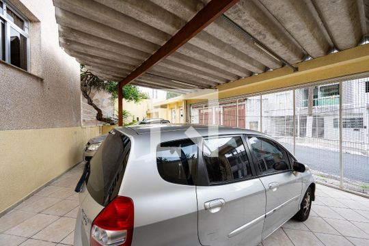 Garagem de casa à venda com 4 quartos, 230m² em Vila do Bosque, São Paulo